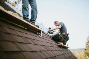 Find Roofers in Haywood County